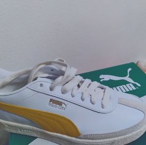 PUMA SNEAKERS SIZE 7
